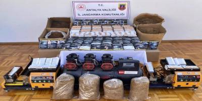 Kumluca’da kaçak tütün baskını: 150 kilo ele geçirildi