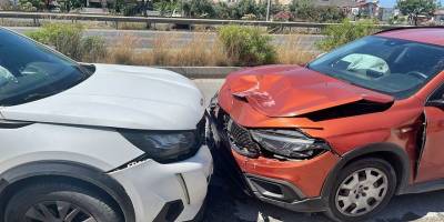 Manavgat’ta Alkollü ve Ehliyetsiz Sürücü Kaza Yaptı