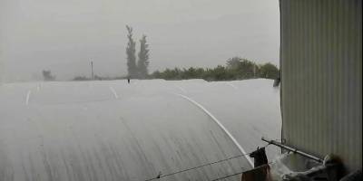 Kumluca’da Dolu Sürprizi: Seralar Zarar Gördü