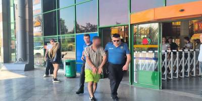 Otogarda dehşet: Çuvaldaki bıçakla 2 güvenliği yaraladı