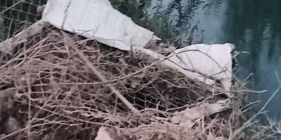 Serik’te Otomobil Kanalına Uçtu