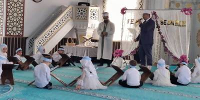 Alanya’da Minik Öğrencilerin Bed-i Besmele Heyecanı