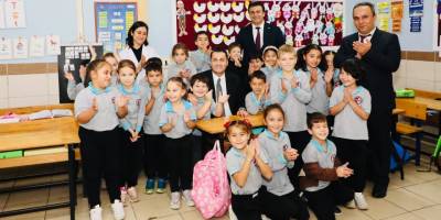 Alanya'da Okul Ziyaretinde Duygu Dolu Anlar Yaşandı