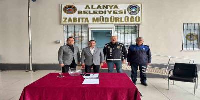 Alanya’da Pazar Denetiminde 38 Kişiye Tespit